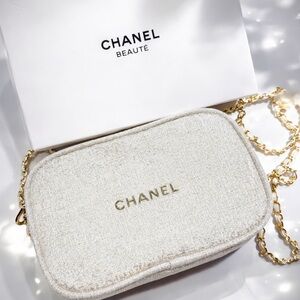 Chanel Upcycled White/Gold Shoulder Bag Metallic Finishes VIP/GWP Crossbody New